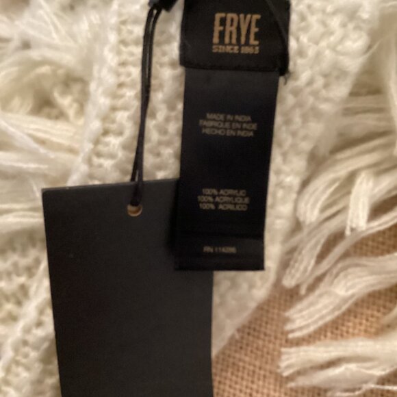 Frye Womens Scarf Cable Fringe‎ Cream Knit Scarf NWT Ivory BOHO Shawl - Picture 6 of 6